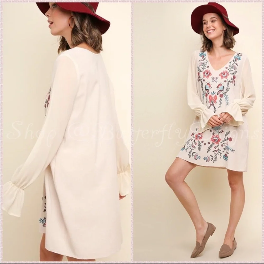 Umgee Pastel Floral Embroidered Tunic Dress - size M - Picture 2 of 7